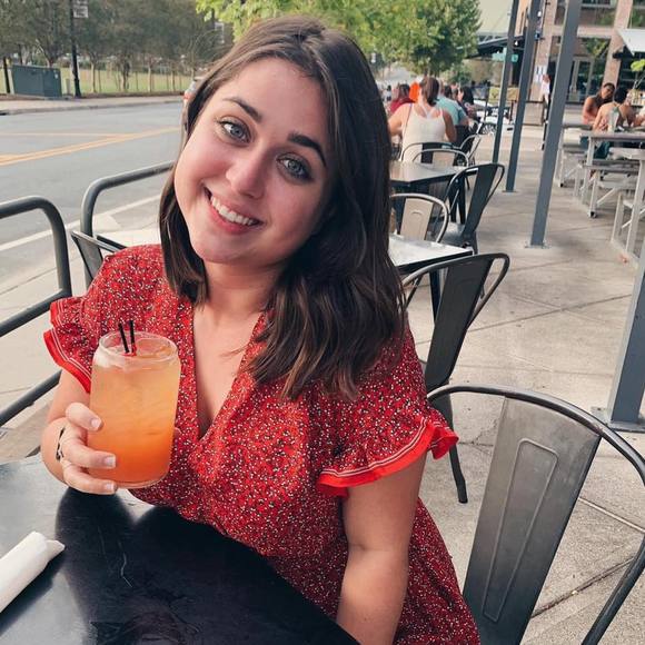 Meet your Posher, Mia - Picture 1 of 1